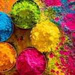 एकापसमा रङ्ग र लोला खेली फागुपूर्णिमा अर्थात् होली पर्व मनाईंदै