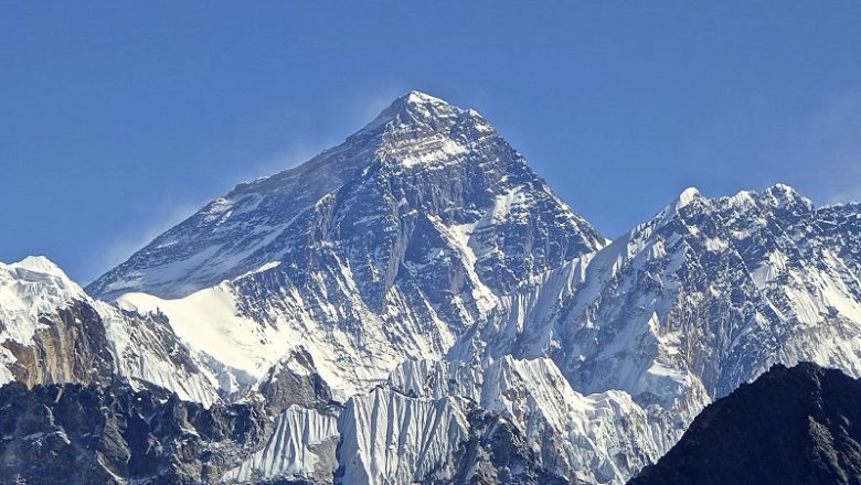 स्पेनको बार्सिलोनामा मनाइयो ‘सगरमाथा उत्सव’