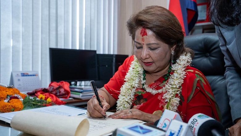 मन्त्रालयले एनआरएनएमा हस्तक्षेप गर्ने होइन, सहजकर्ताको भूमिका खेल्छः परराष्ट्रमन्त्री राणा
