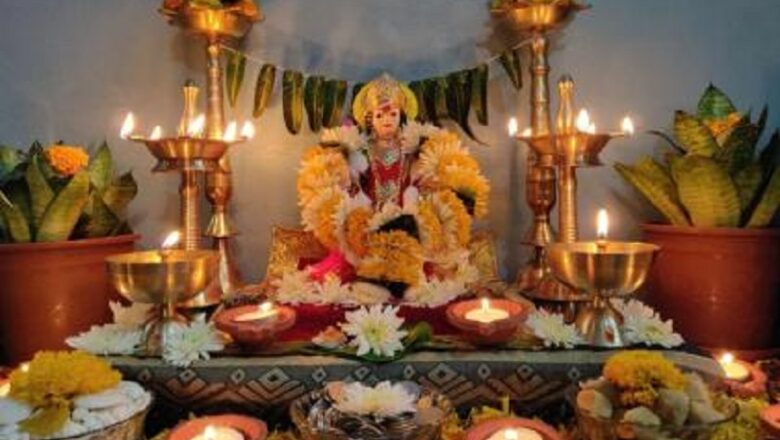 धन धान्यकी देवी लक्ष्मीको पूजा आराधना गरिंदै