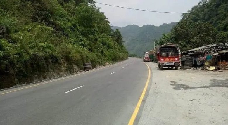 पुस १ गतेसम्म नागढुङ्गा-नौबिसे सडक दैनिक पाँच घण्टा बन्द हुने