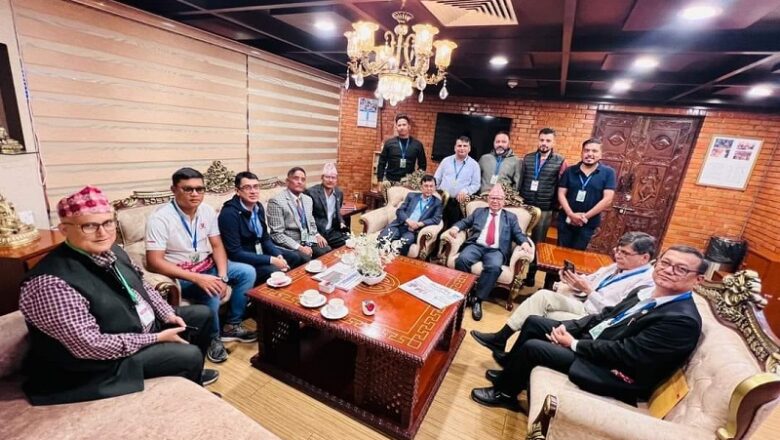 नेकपा एसका अध्यक्ष माधव नेपाल भेनेजुयला प्रस्थान