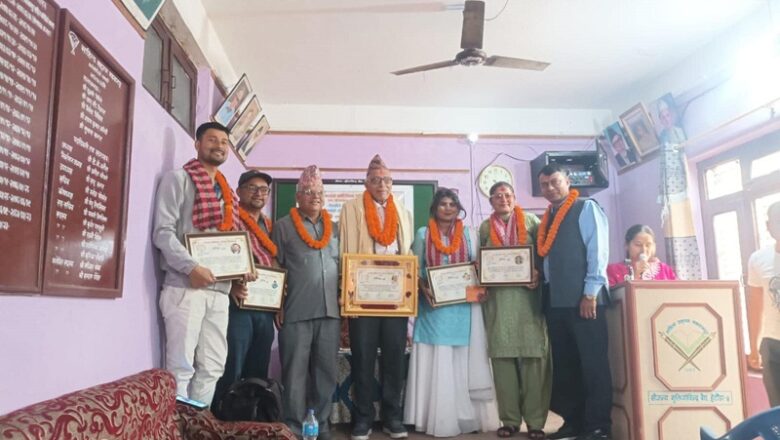 झसाप मकवानपुरद्वारा मुक्तक साँझ सम्पन्न, मुक्तककार शिव अधिकारी सम्मानित