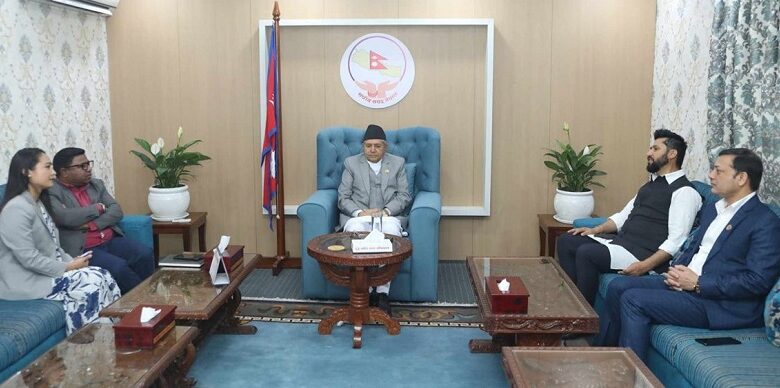 सांसद पद निलम्बन फुकुवाका लागि सभामुख घिमिरेसँग रविको आग्रह