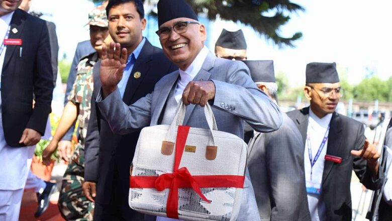 नेपालमा आगामी आवका लागि १९ खर्ब ६४ अर्बको बजेट प्रस्तुत