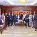 माधवले केपीलाई बुझाए सुशासन र रोजगारी तथा समाजवादको तयारी सन्दर्भमा ज्ञापन पत्र