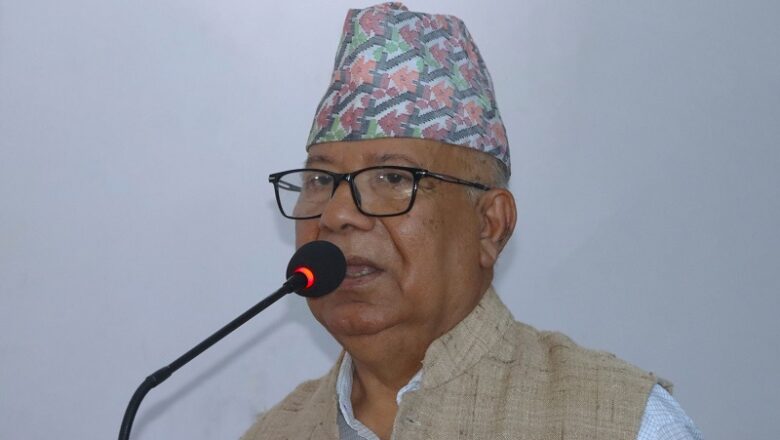 कम्युनिष्ट आन्दोलनलाई एकताबद्ध गर्नुपर्छः माधव नेपाल