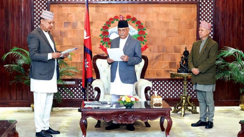 हास्यव्यङ्ग्यकार भैरव अर्यालका पुत्र दीपक अर्याल त्रिविको उपकुलपति नियुक्त