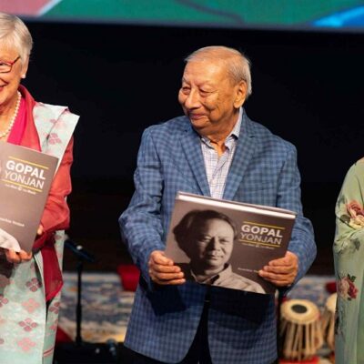 कोलोराडोमा नेपाली सांगीतिक आकाशका नक्षेत्र स्व. गोपाल योञ्जनप्रति समर्पित पुस्तक विमोचन
