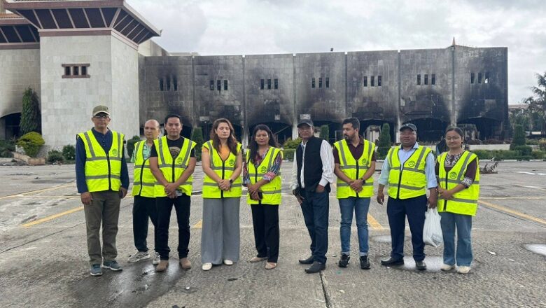 पुनर्निर्माणमा सहकार्य गर्ने प्रतिबद्धता जनाएको एनआरएनए टोलीद्वारा संघीय संसद भवन अवलोकन