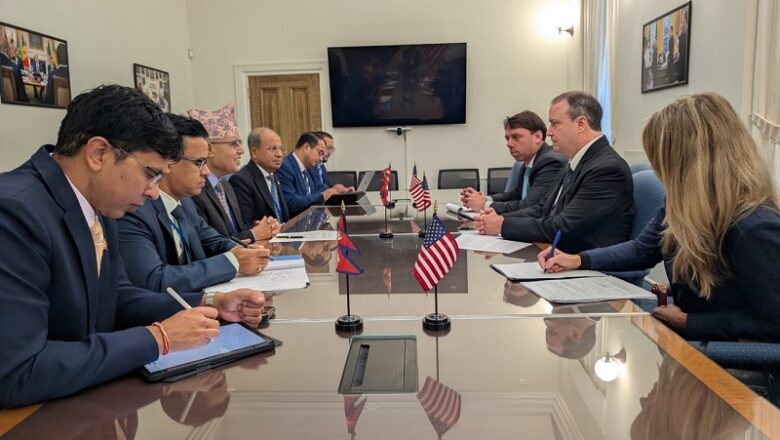 अमेरिकामा अर्थमन्त्री खनाल विभिन्न भेटघाटमा व्यस्त