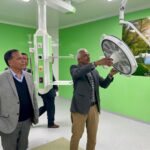 निर्माणाधीन बाल अस्पतालको मन्त्री कुलमान घिसिङद्वारा निरीक्षण