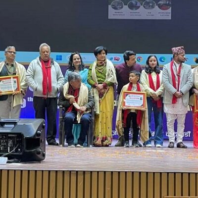 मदनकृष्ण श्रेष्ठलाई अभिनन्दन र कोमल ओलीलाई दीर्घ साधना सम्मान