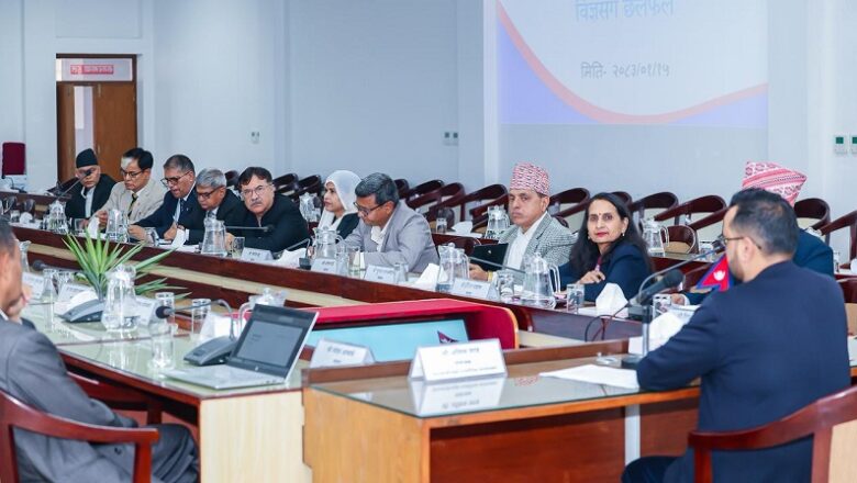 ‘संविधान संशोधन बहसपत्र तयार गर्ने कार्यदल’द्वारा वरिष्ठ अधिवक्ताहरूसँग छलफल