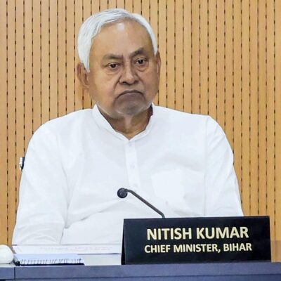 बिहारका मुख्यमन्त्री नीतीश कुमारले पदबाट राजीनामा दिए