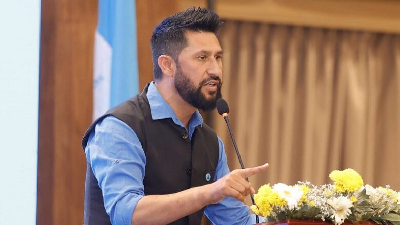 ३५ वर्षको हिसाब माग्दै नहिँड्न पार्टीका नेता कार्यकर्ताहरूलाई लामिछानेको निर्देशन