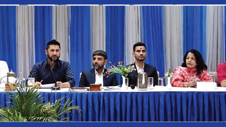 रास्वपाको प्रथम महाधिवेशनको बन्दसत्र मंगलबारका लागि सर्यो