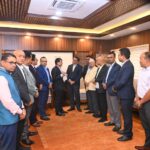 सोमबार एकै दिन प्रधानमन्त्री राहत कोषका लागि अर्थमन्त्रीमार्फत दाताले दिए ६० करोड
